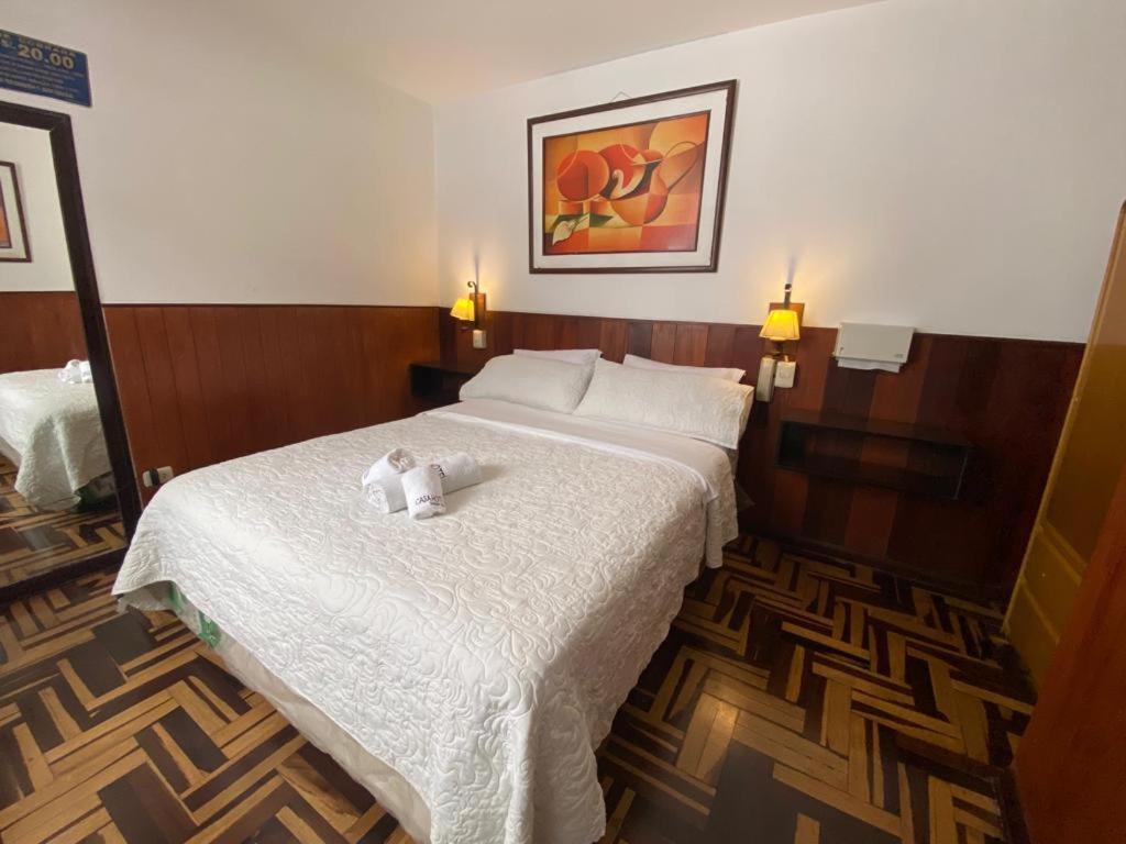 Casahotel Jockey Plaza Mall Lima Exterior photo